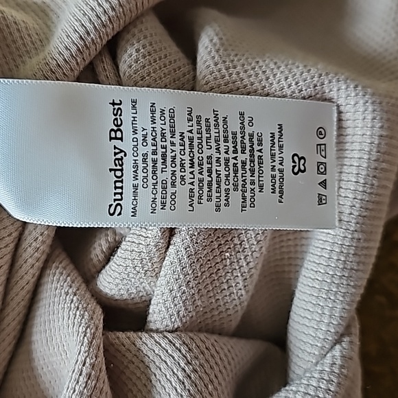 Aritzia Sunday Best Baby Waffle Long sleeve Thermal Top S Fluent Taupe Size S - Picture 11 of 12
